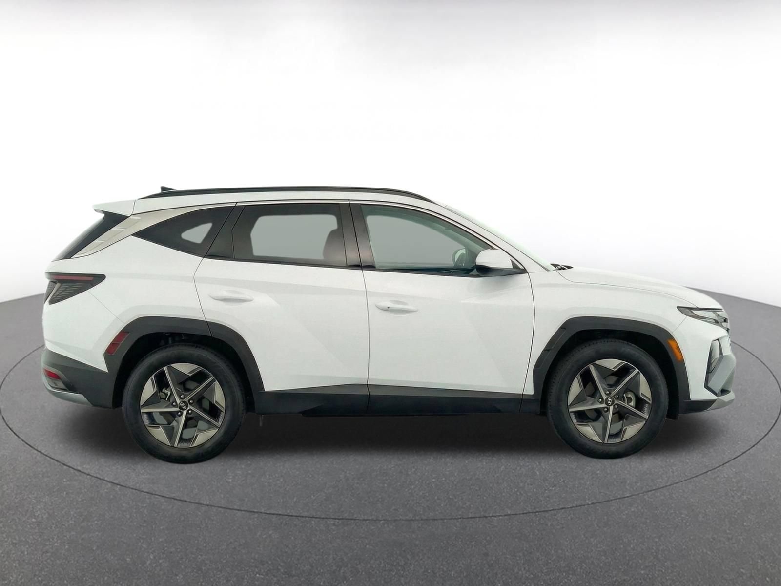Thumbnail: 2025 Hyundai Tucson - 10