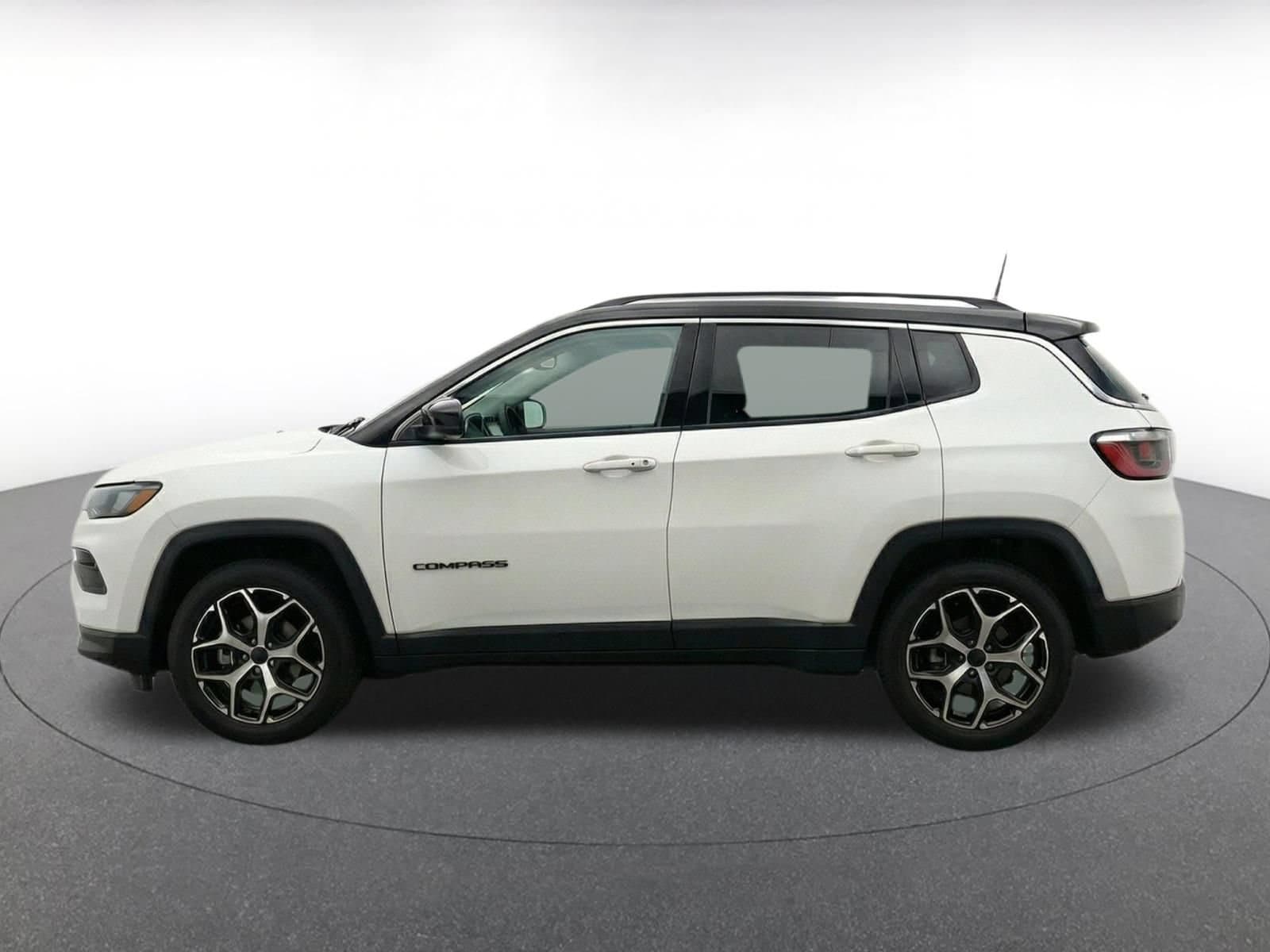 Thumbnail: 2025 Jeep Compass - 4
