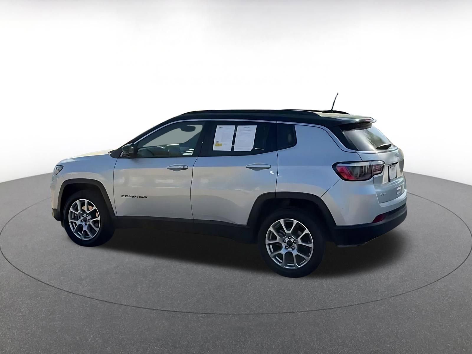 Thumbnail: 2025 Jeep Compass - 10