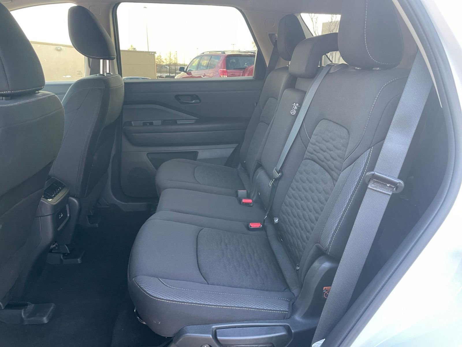 Thumbnail: 2025 Nissan Pathfinder - 28