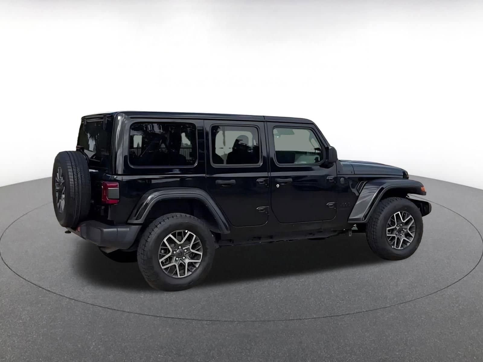 Thumbnail: 2025 Jeep Wrangler - 14