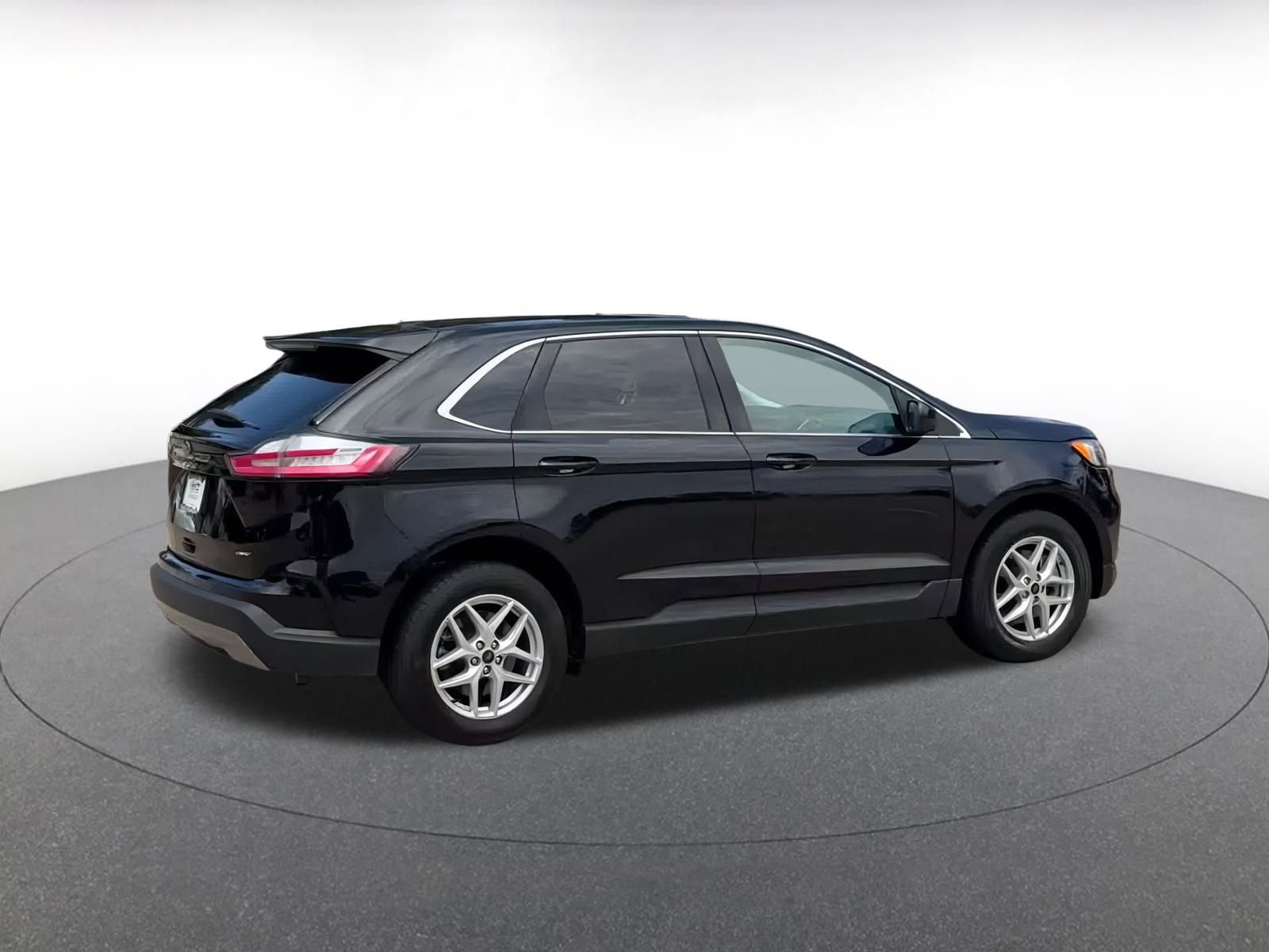 Thumbnail: 2024 Ford Edge - 15