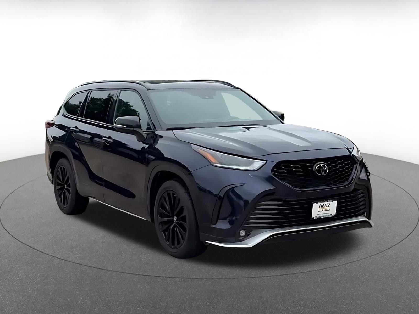 Thumbnail: 2024 Toyota Highlander - 3