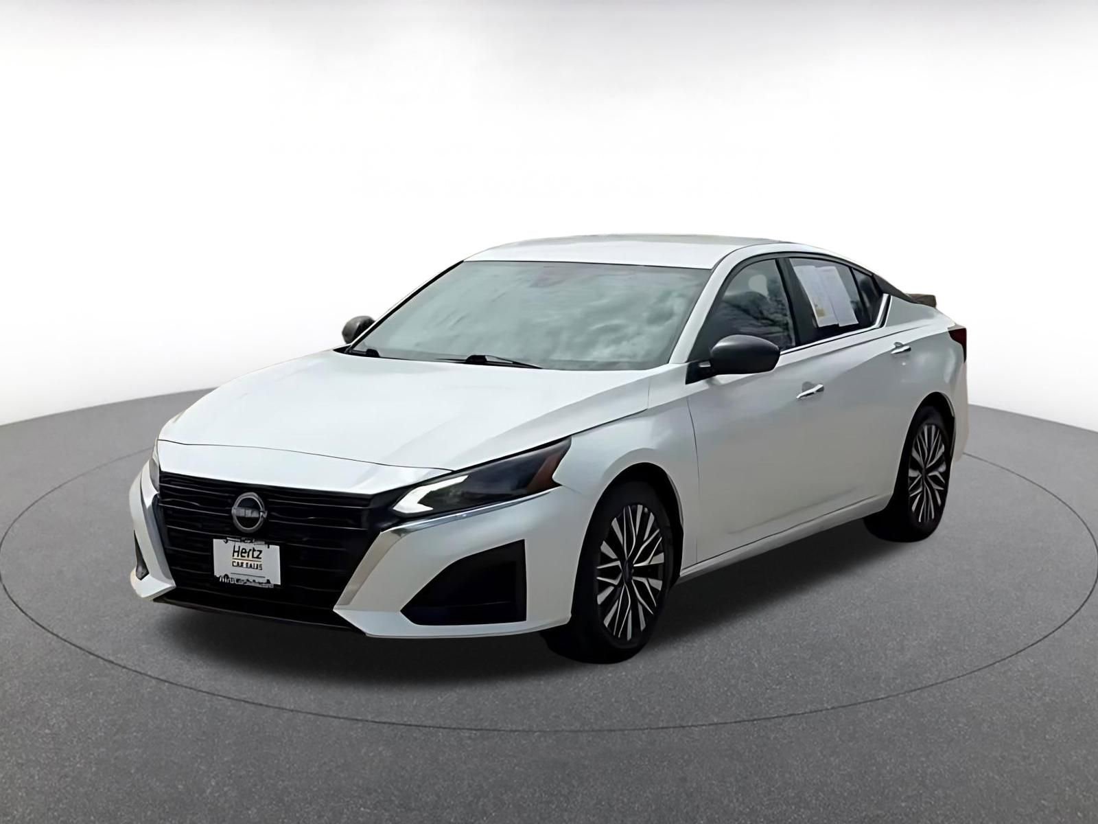 Thumbnail: 2025 Nissan Altima - 8