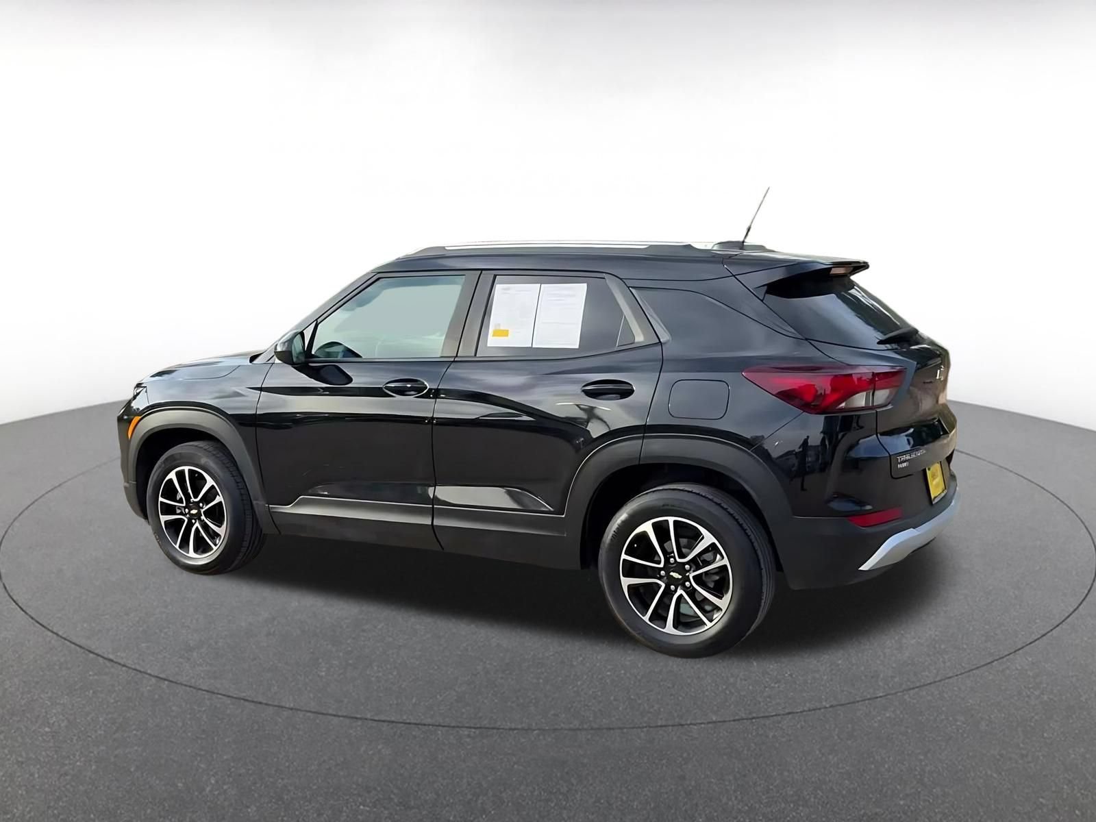 Thumbnail: 2025 Chevrolet TrailBlazer - 9