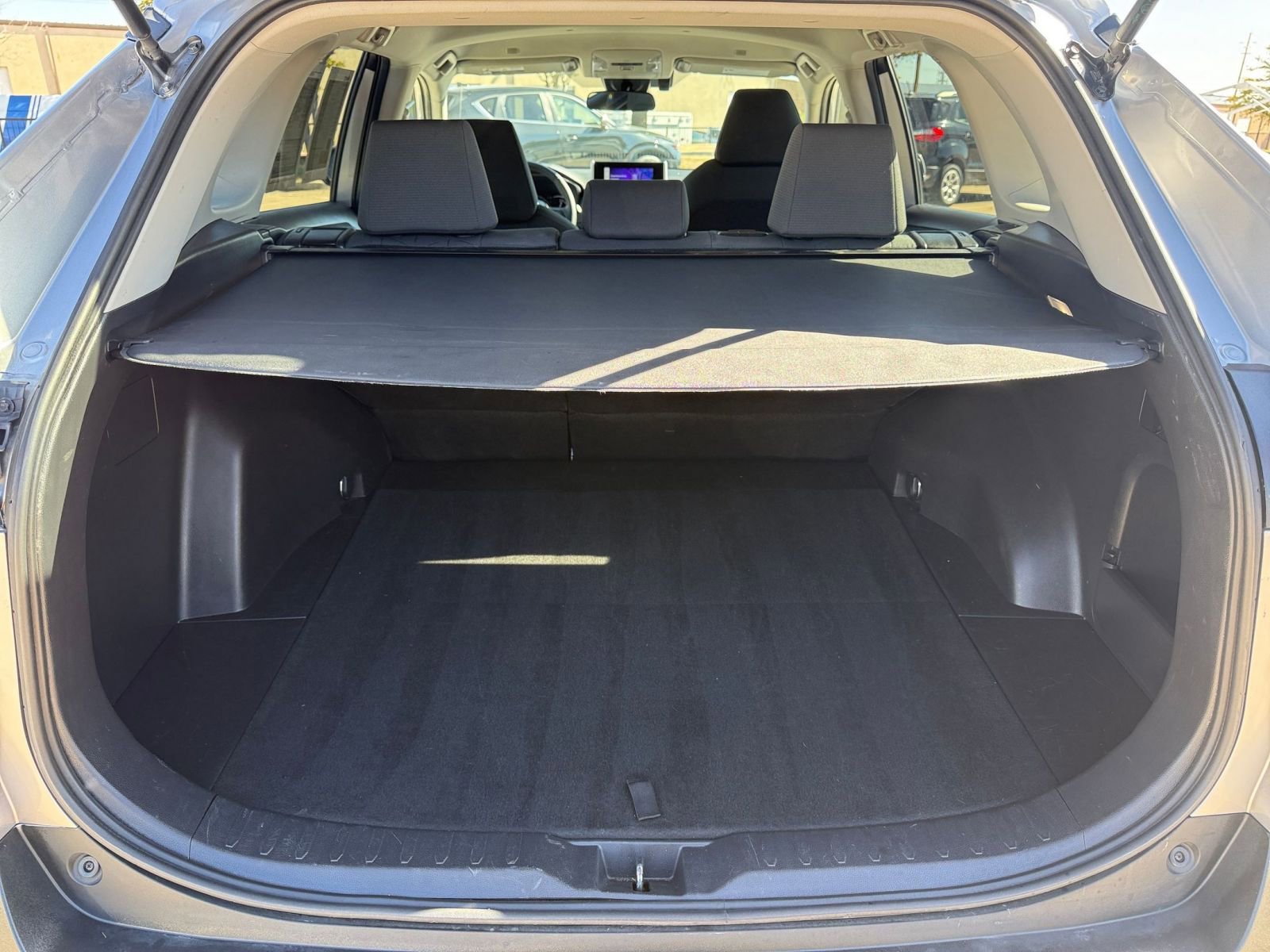 Thumbnail: 2024 Toyota RAV4 - 31