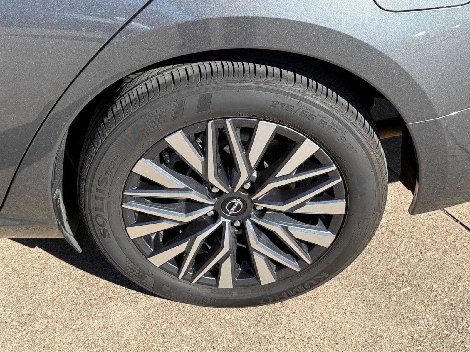 Thumbnail: 2025 Nissan Altima - 30