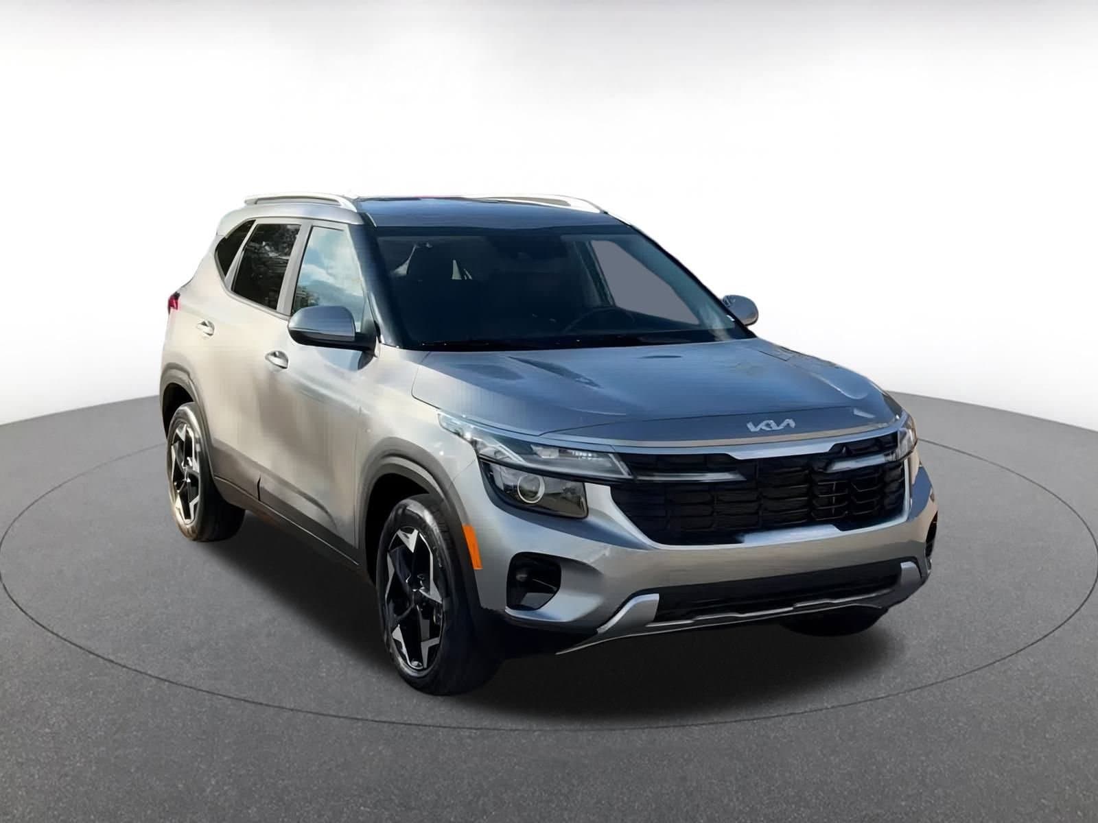 Thumbnail: 2025 Kia Seltos - 3