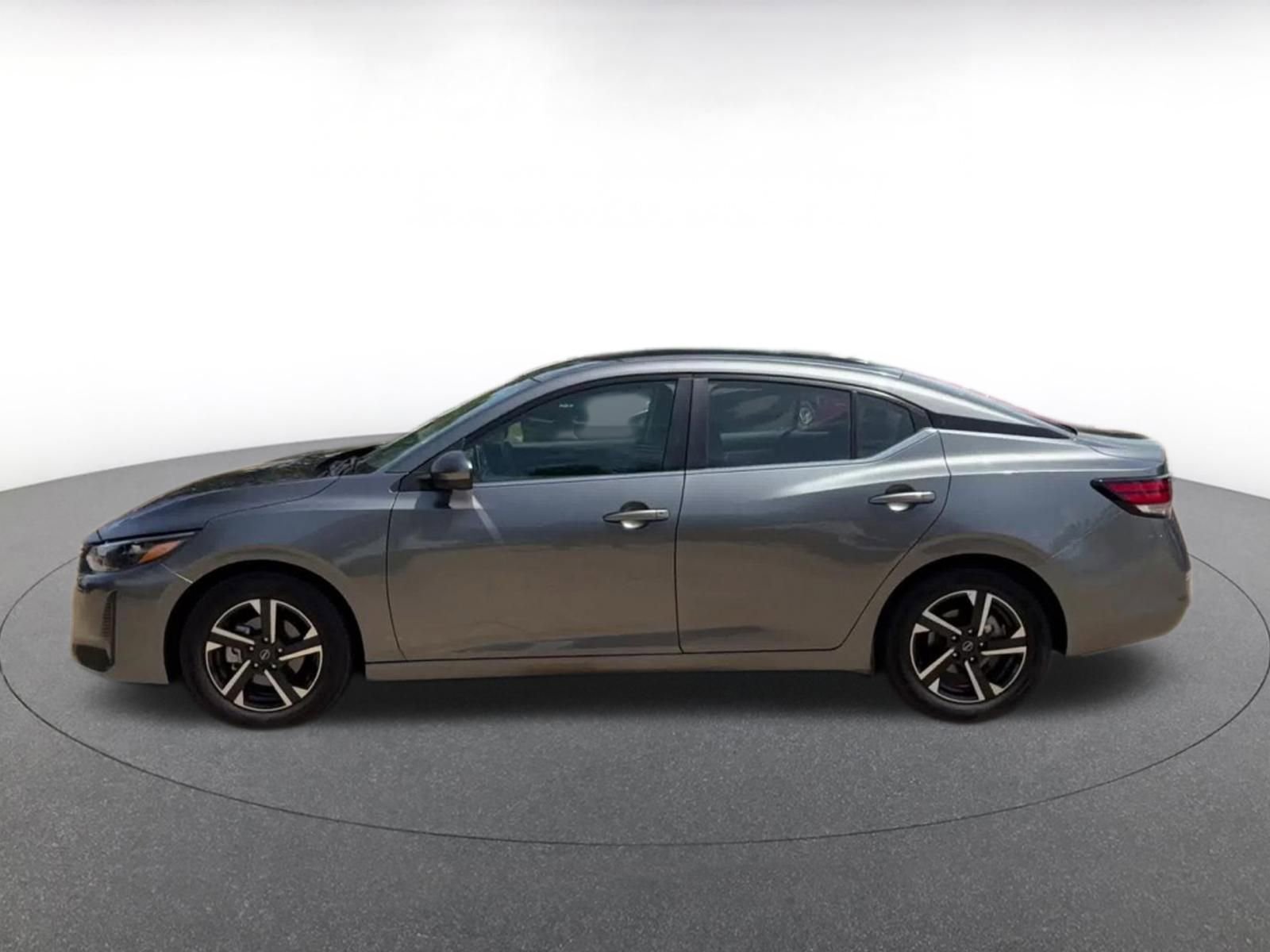 Thumbnail: 2025 Nissan Sentra - 9