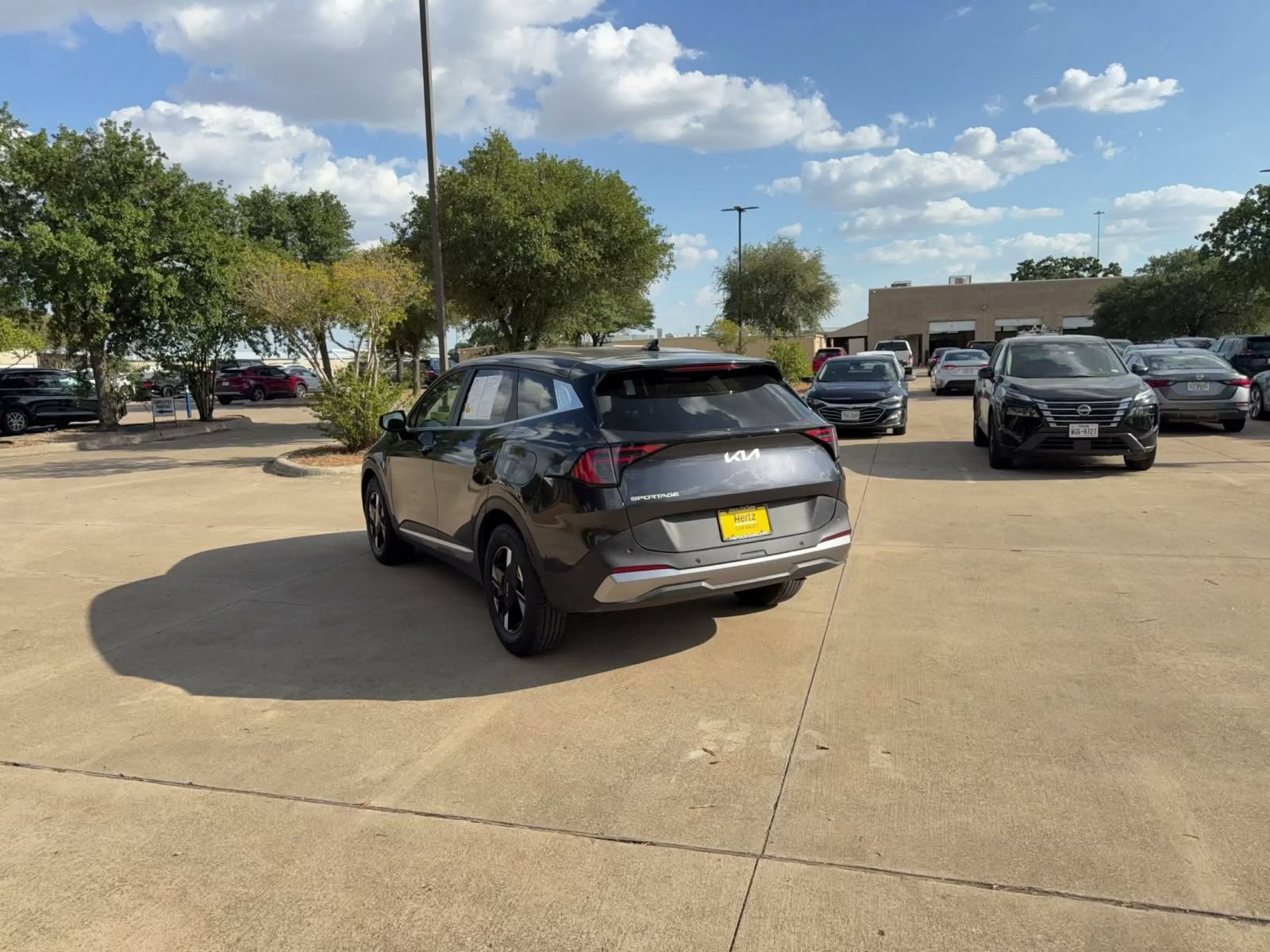 Thumbnail: 2026 Kia Sportage - 10