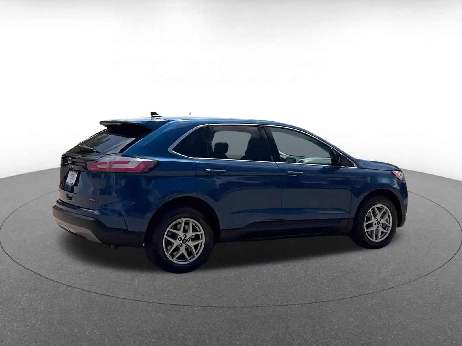 Thumbnail: 2024 Ford Edge - 15