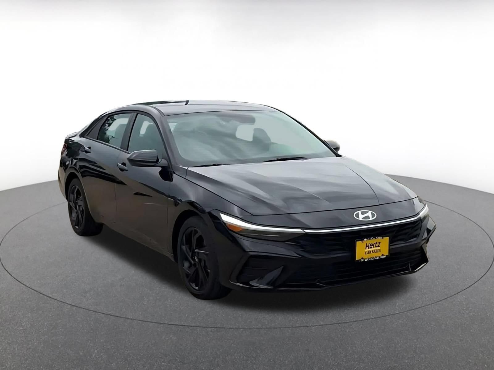 Thumbnail: 2026 Hyundai Elantra - 3