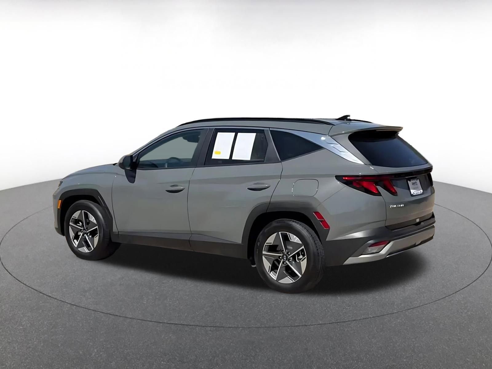 Thumbnail: 2025 Hyundai Tucson - 10