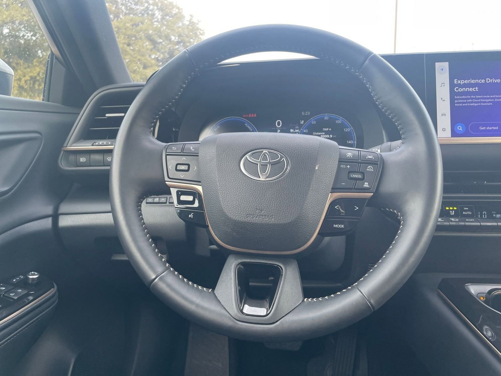 Thumbnail: 2025 Toyota Crown - 28