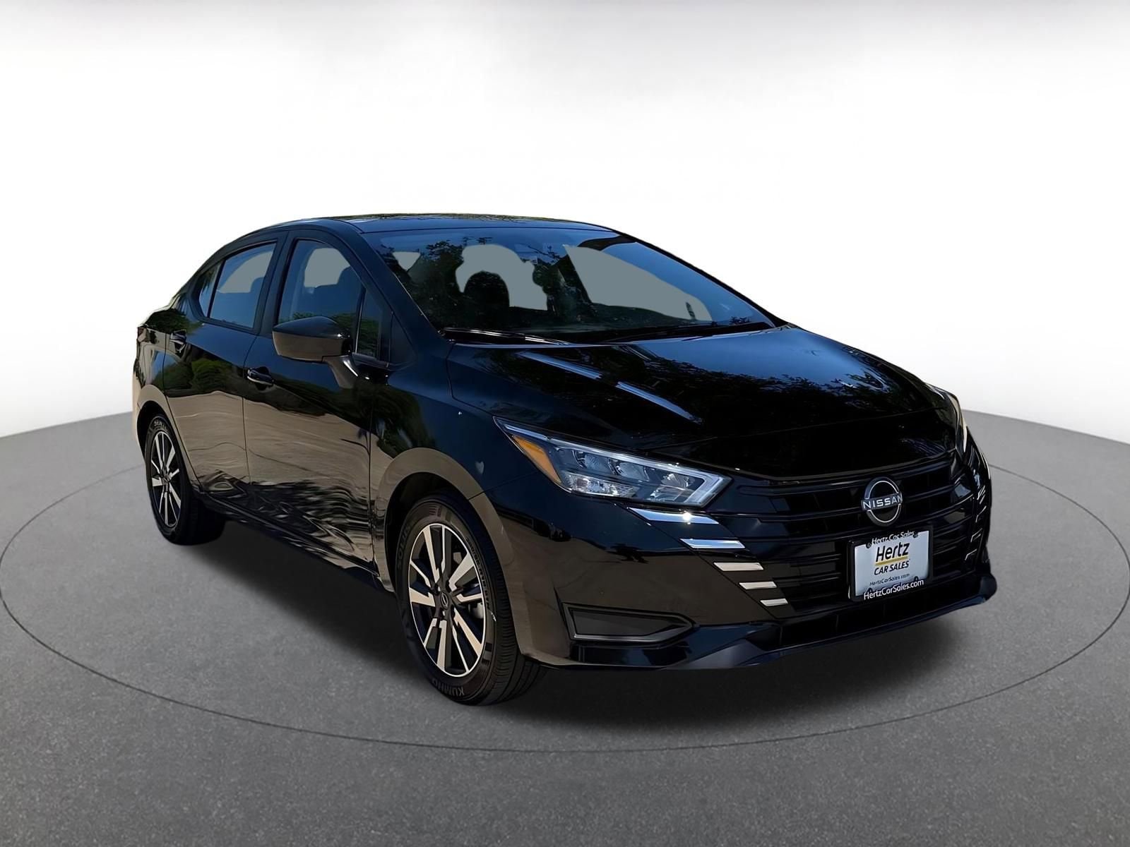 2025 Nissan Versa Sedan SV