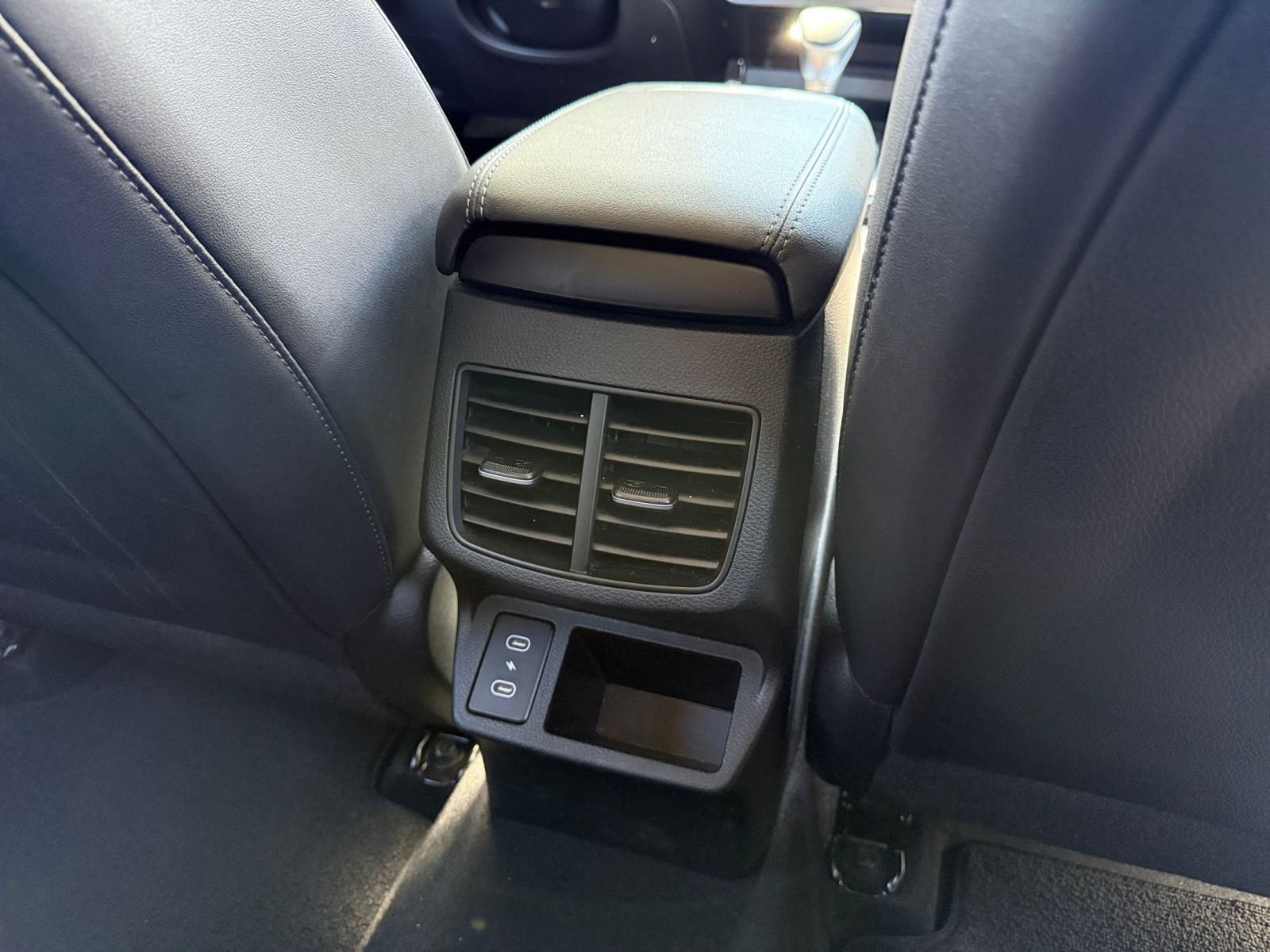 Thumbnail: 2025 Kia Seltos - 24