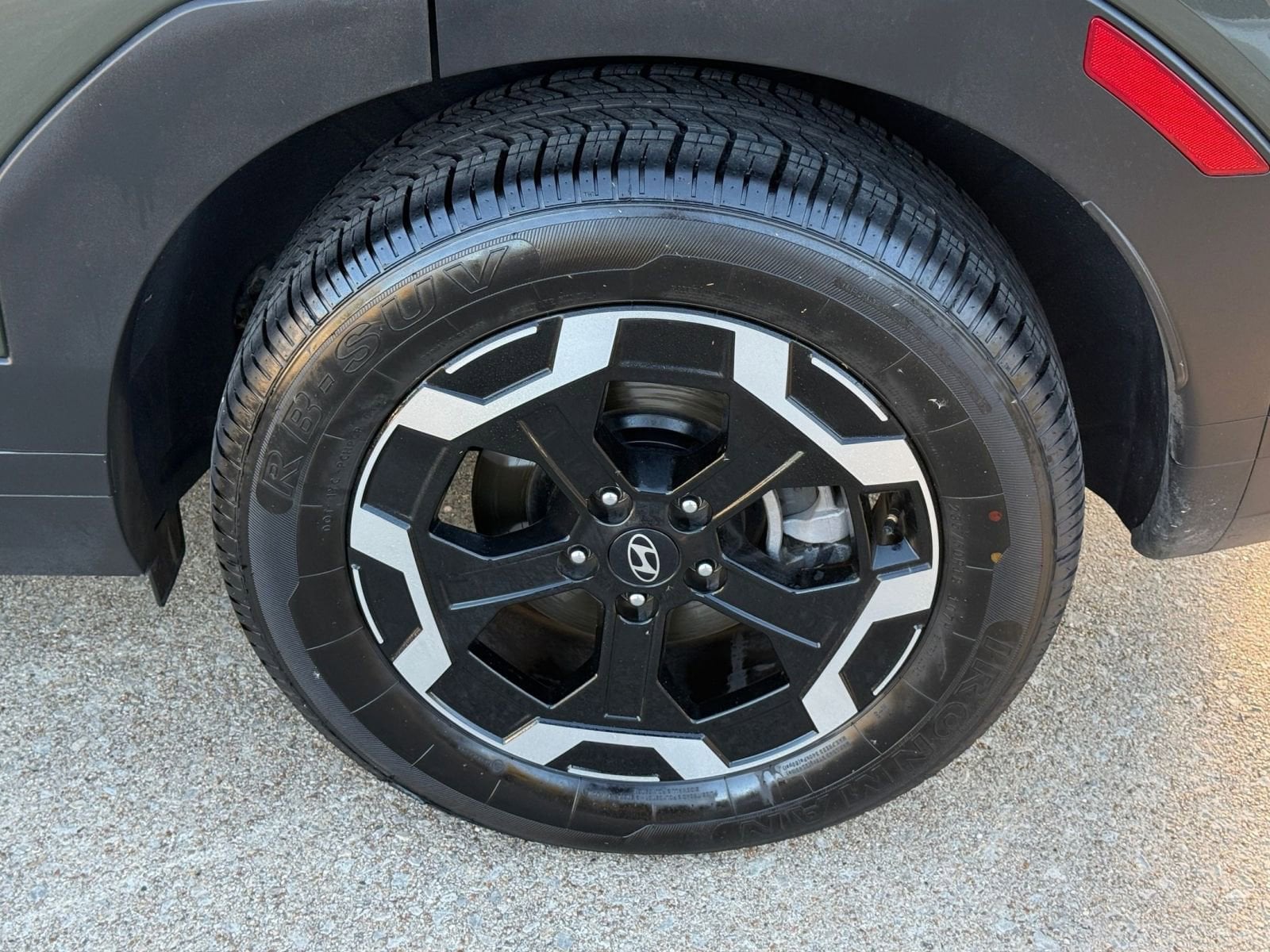 Thumbnail: 2025 Hyundai Santa Fe - 31