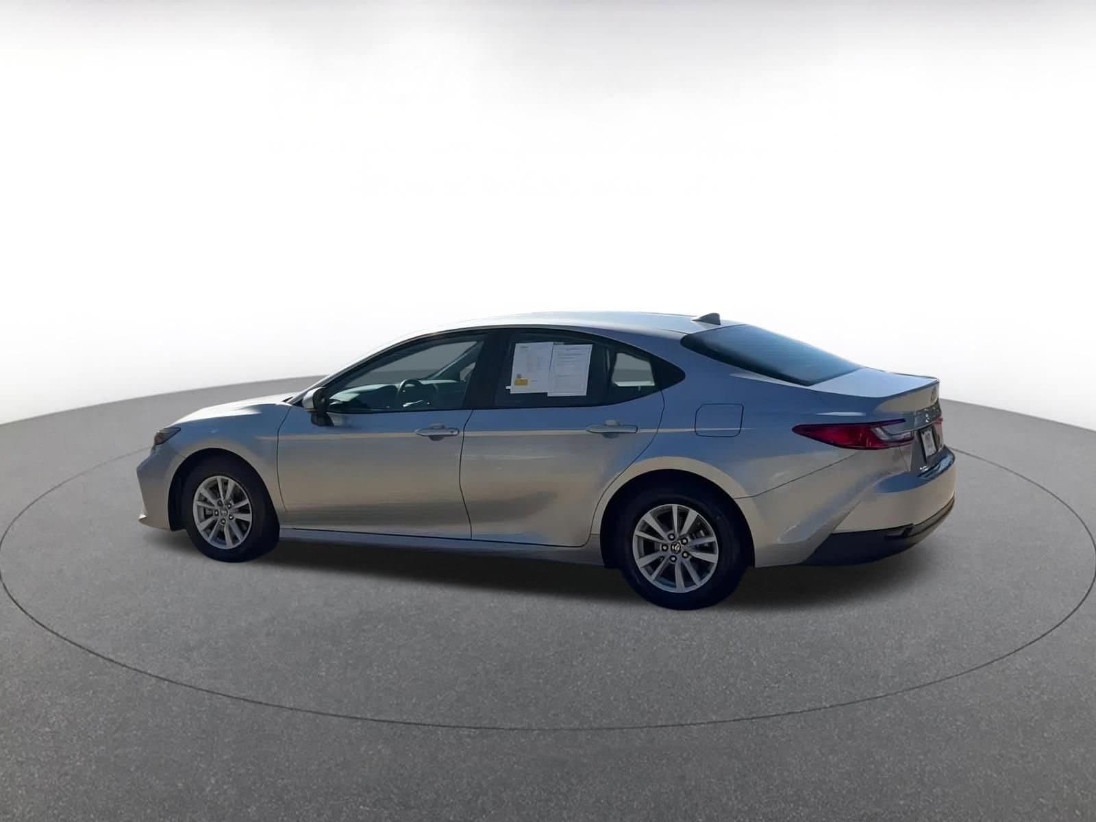 Thumbnail: 2025 Toyota Camry - 10