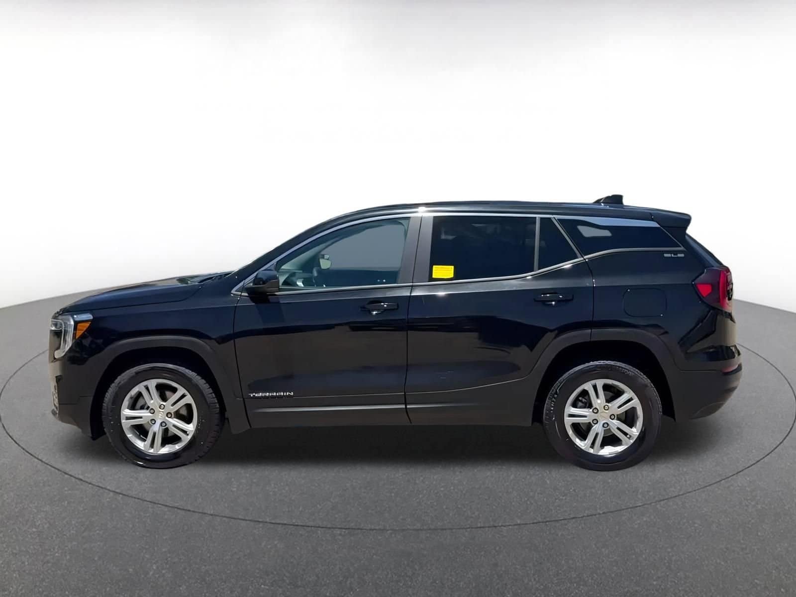 Thumbnail: 2024 GMC Terrain - 9