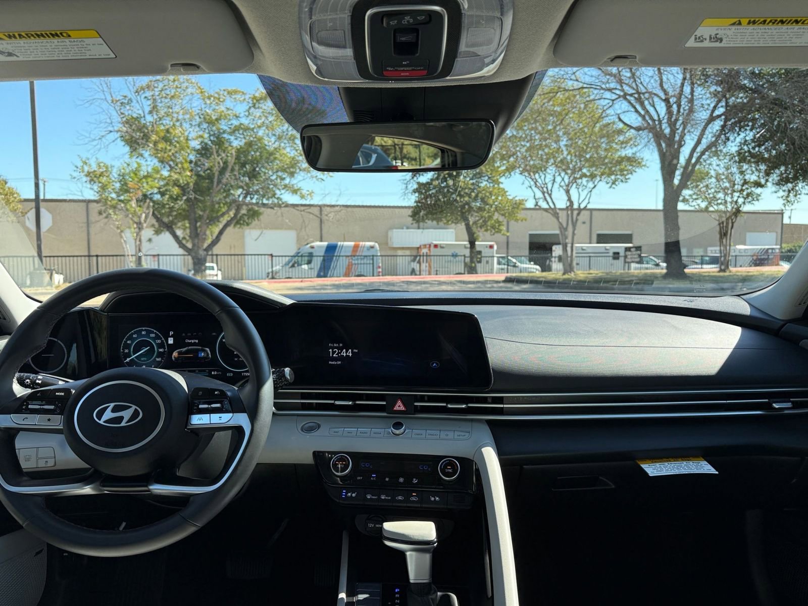 Thumbnail: 2025 Hyundai Elantra - 34