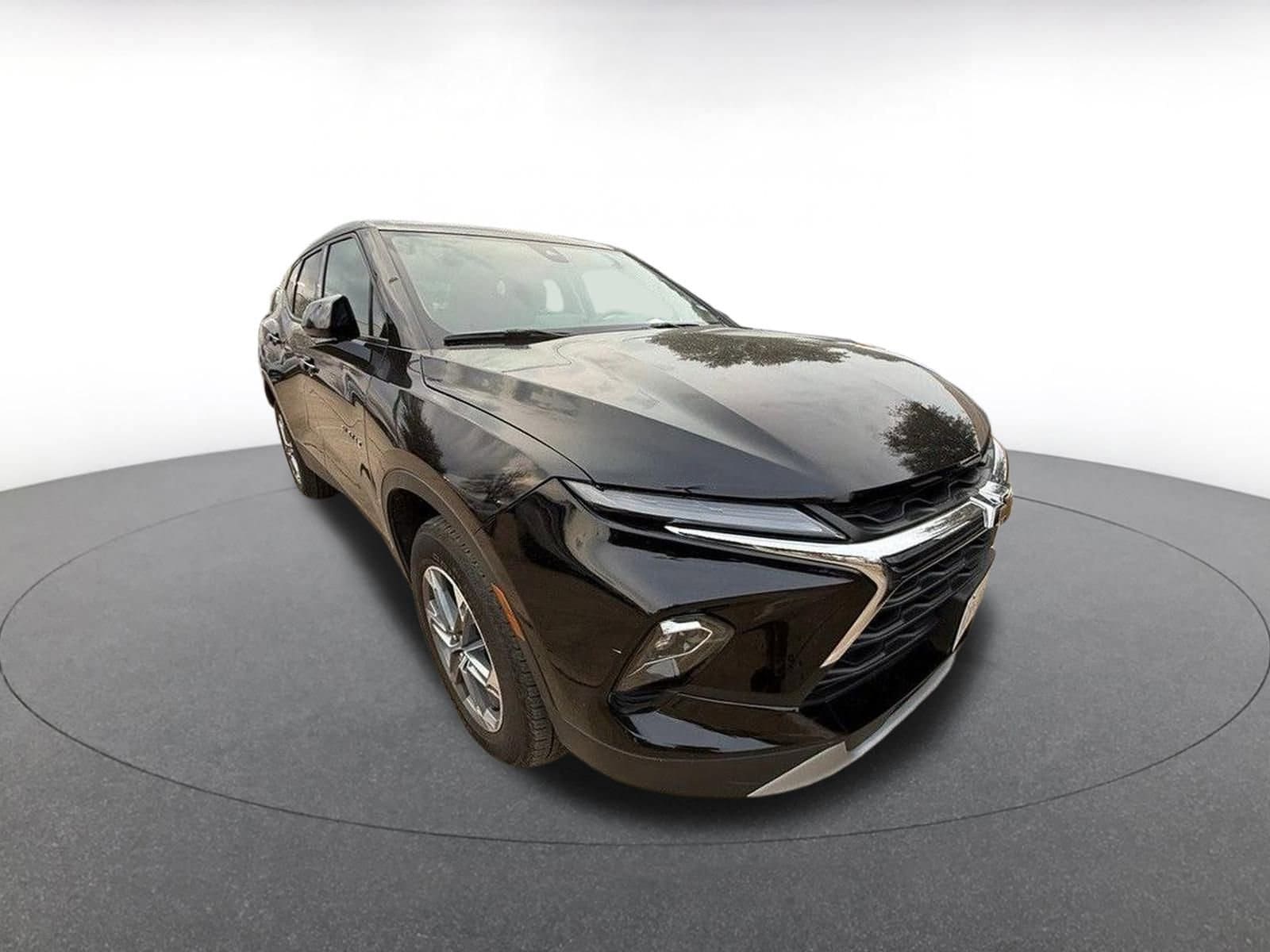 Thumbnail: 2025 Chevrolet Blazer - 1