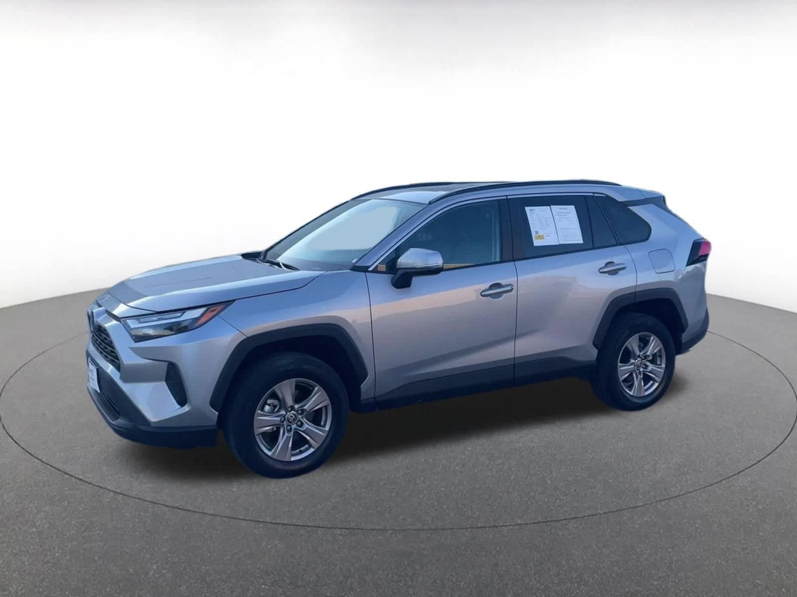 Thumbnail: 2025 Toyota RAV4 - 8