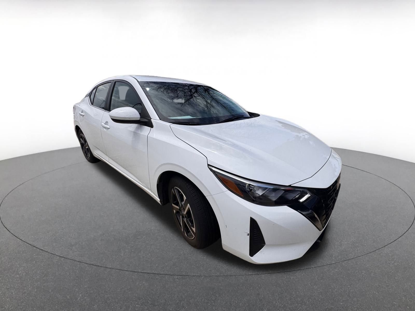 Thumbnail: 2024 Nissan Sentra - 1