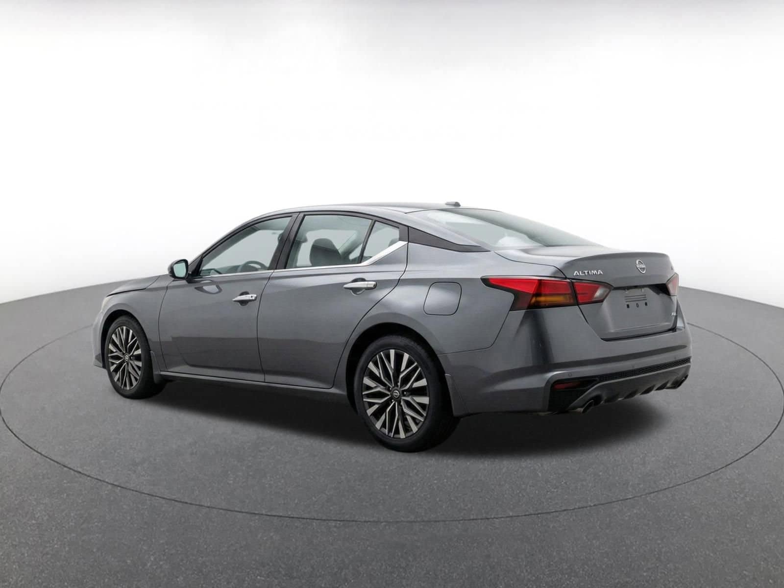 Thumbnail: 2025 Nissan Altima - 7