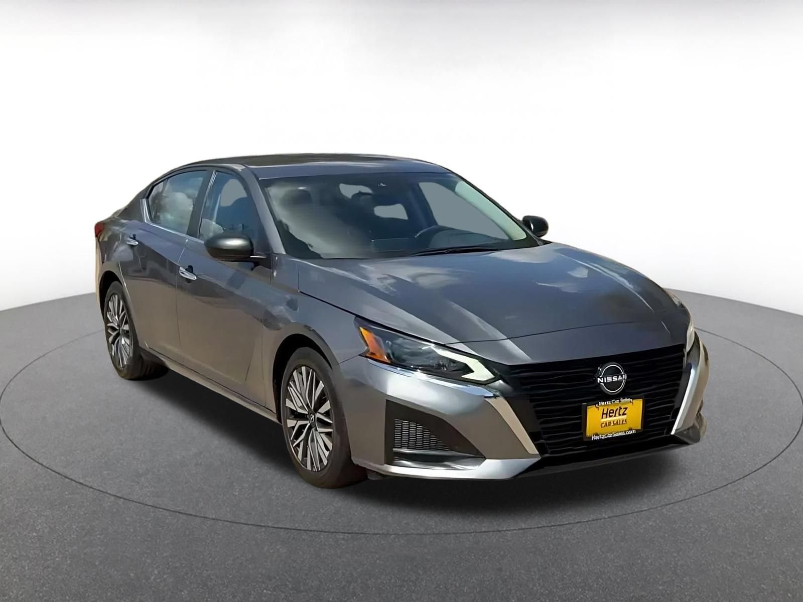 Thumbnail: 2025 Nissan Altima - 3