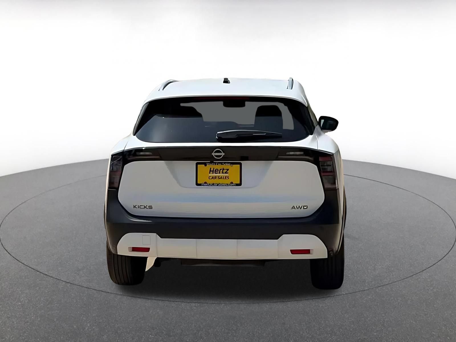 Thumbnail: 2026 Nissan Kicks - 12