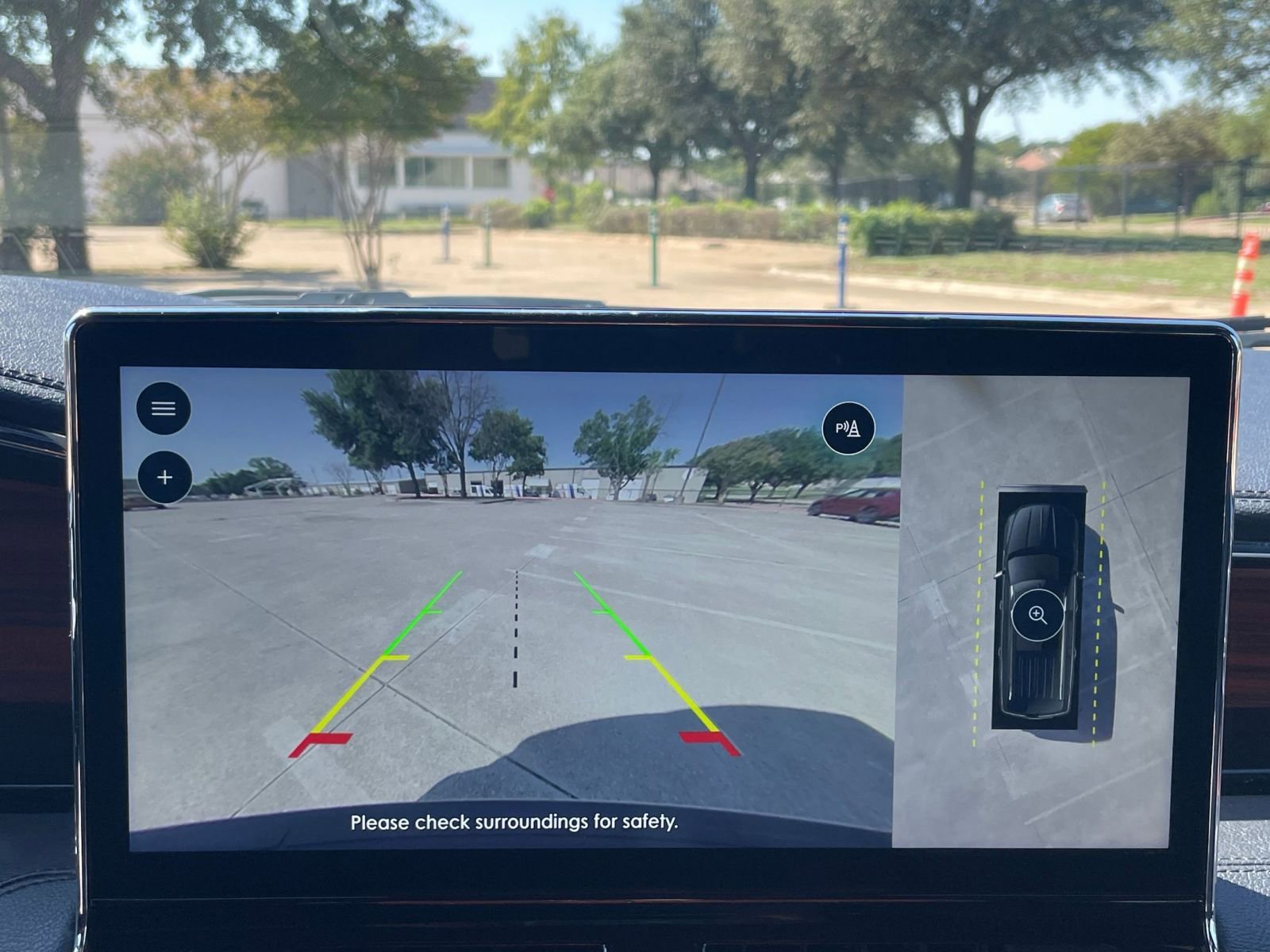 Thumbnail: 2024 Lincoln Navigator - 17