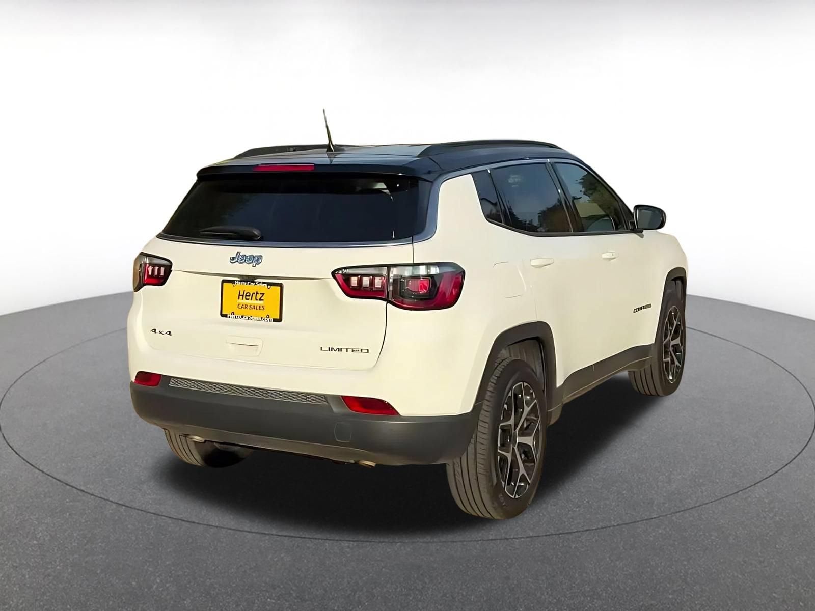 2025 Jeep Compass Limited - Photo 14