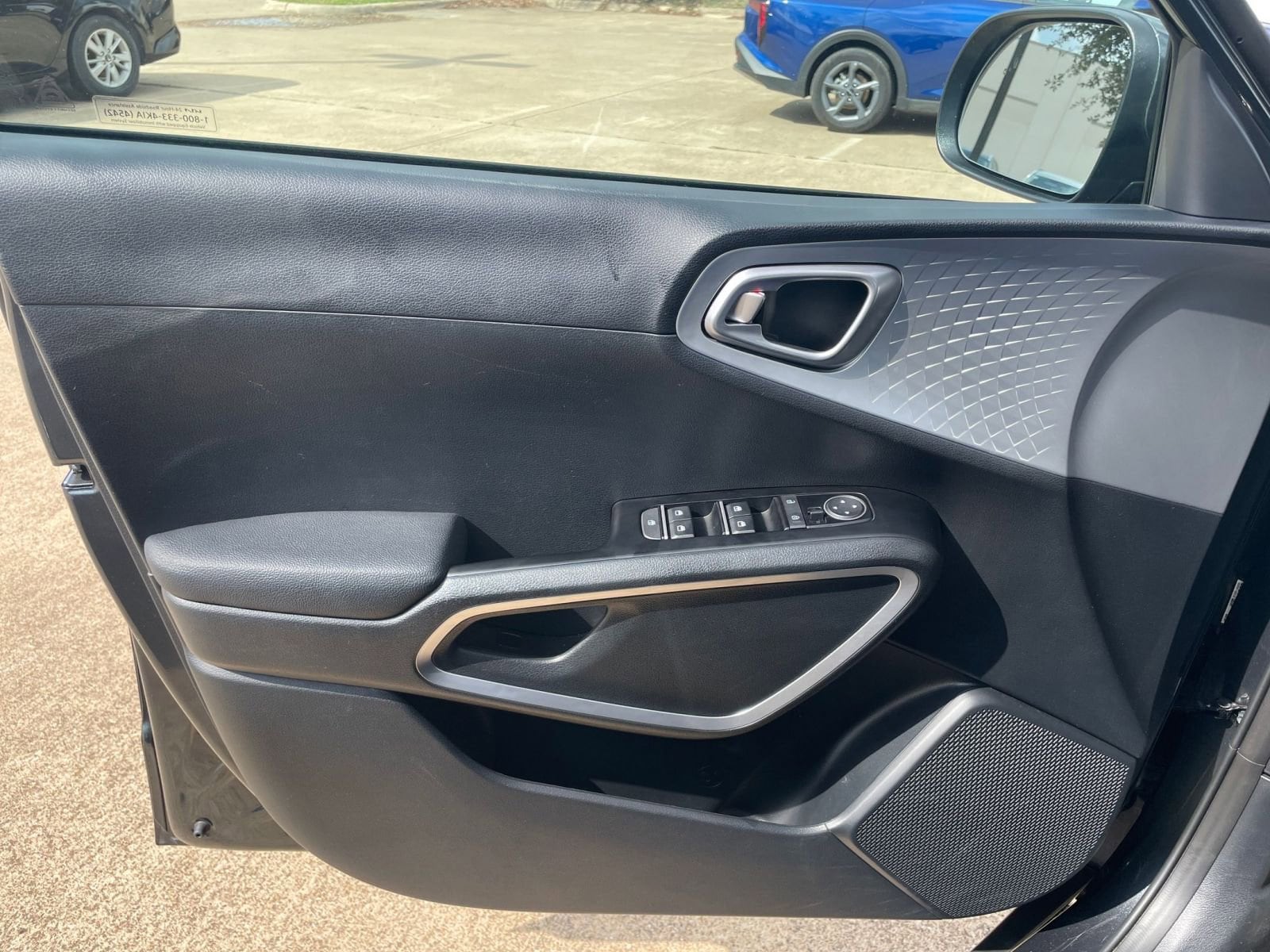 Thumbnail: 2025 Kia Soul - 18