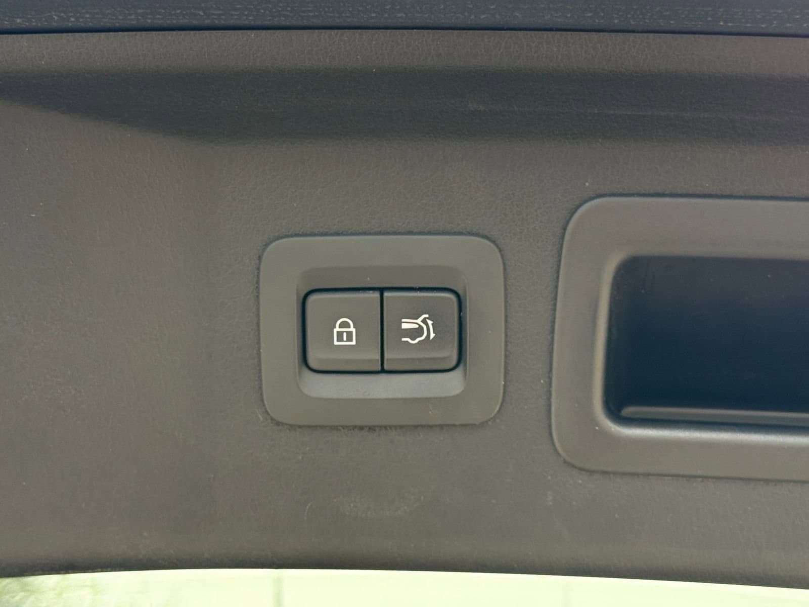 Thumbnail: 2025 Mazda CX-70 - 23