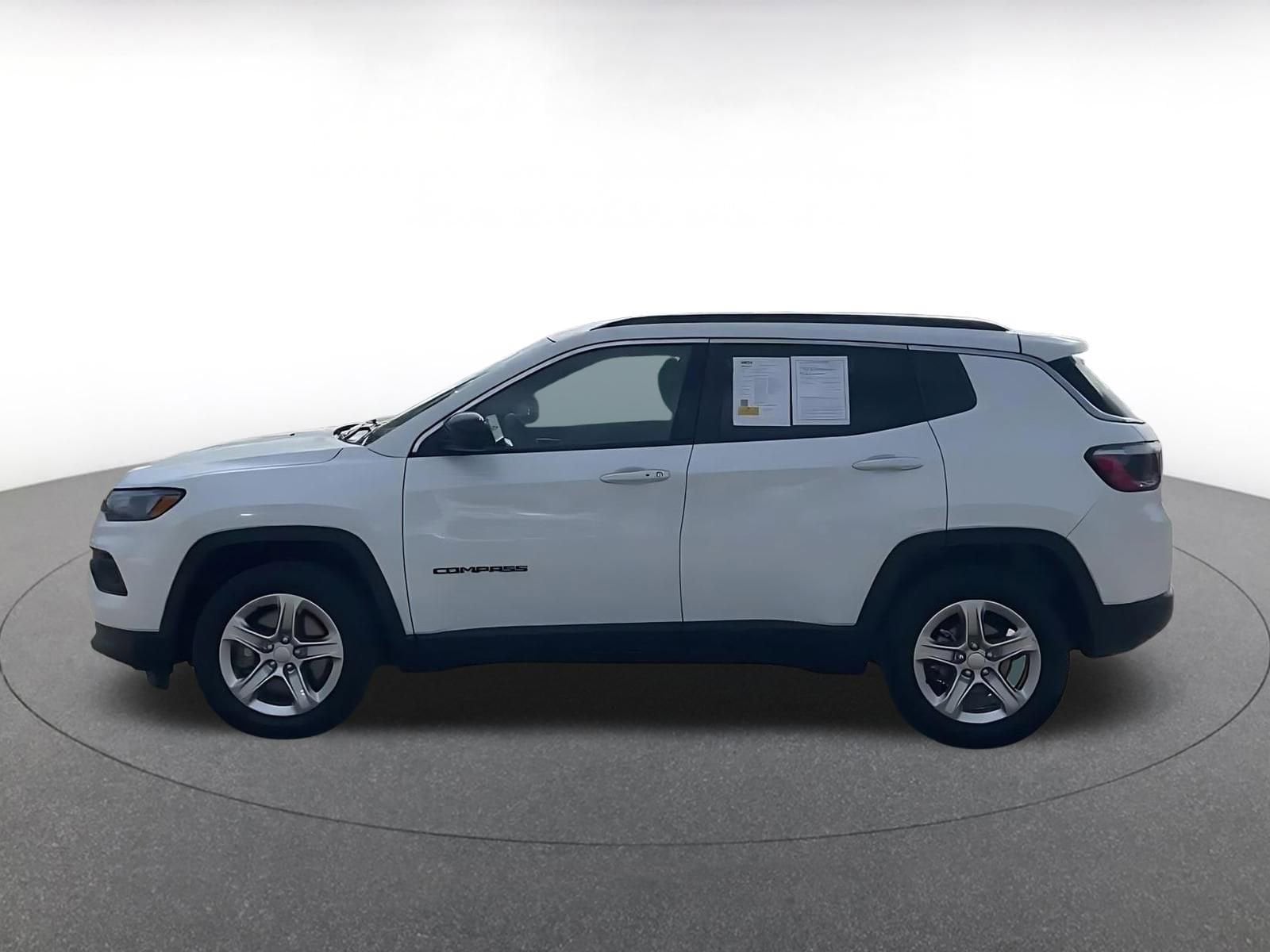 Thumbnail: 2023 Jeep Compass - 10