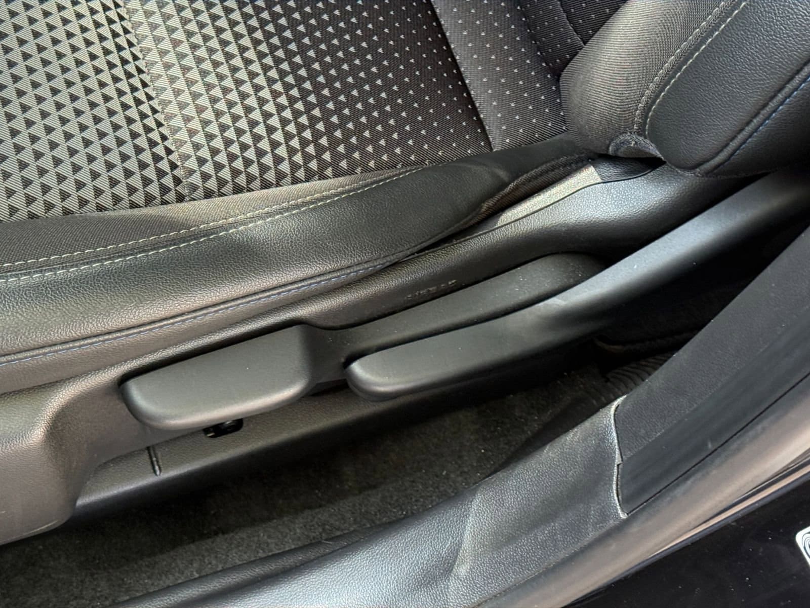 Thumbnail: 2025 Chevrolet Trax - 22