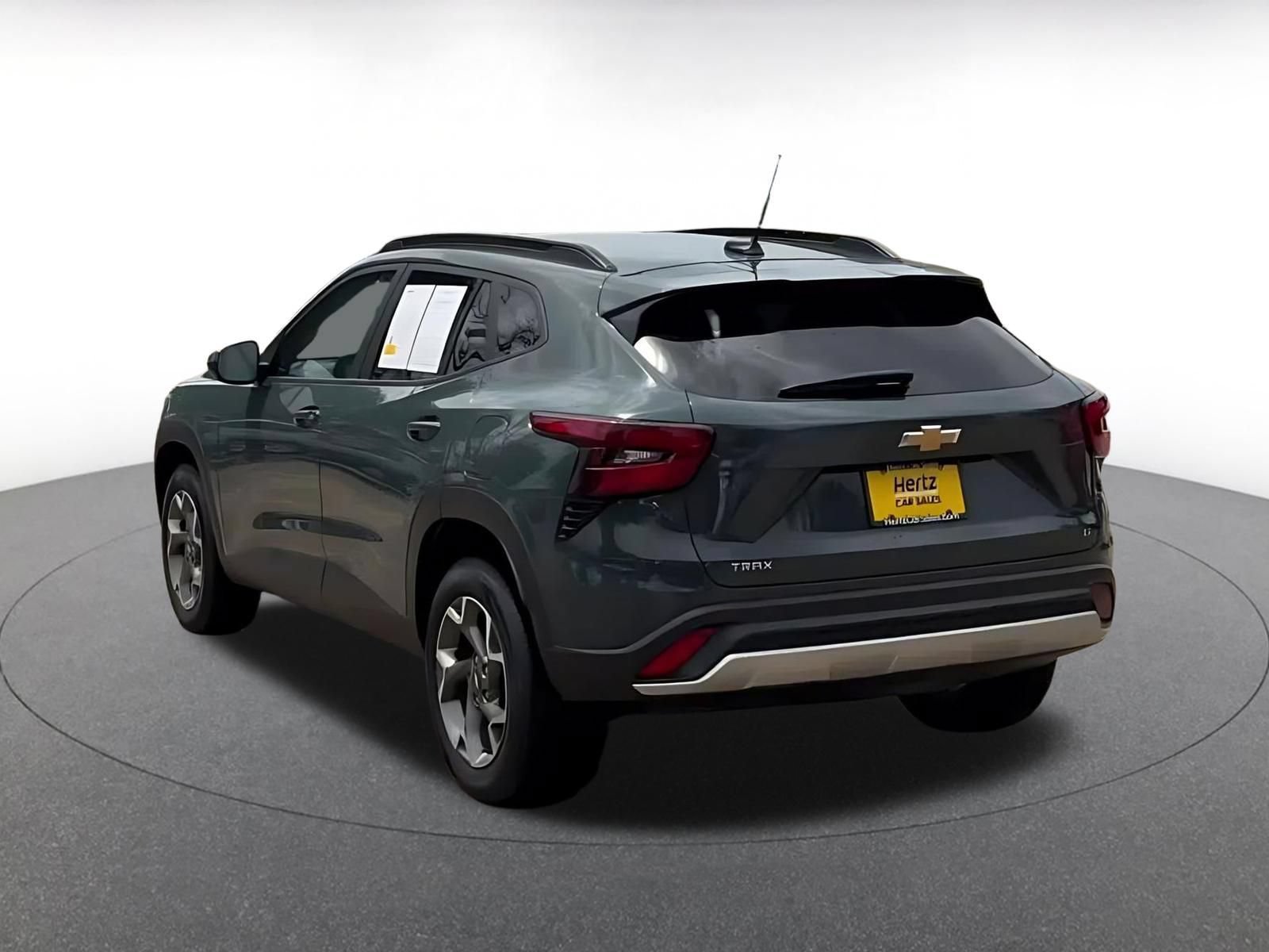 Thumbnail: 2025 Chevrolet Trax - 11