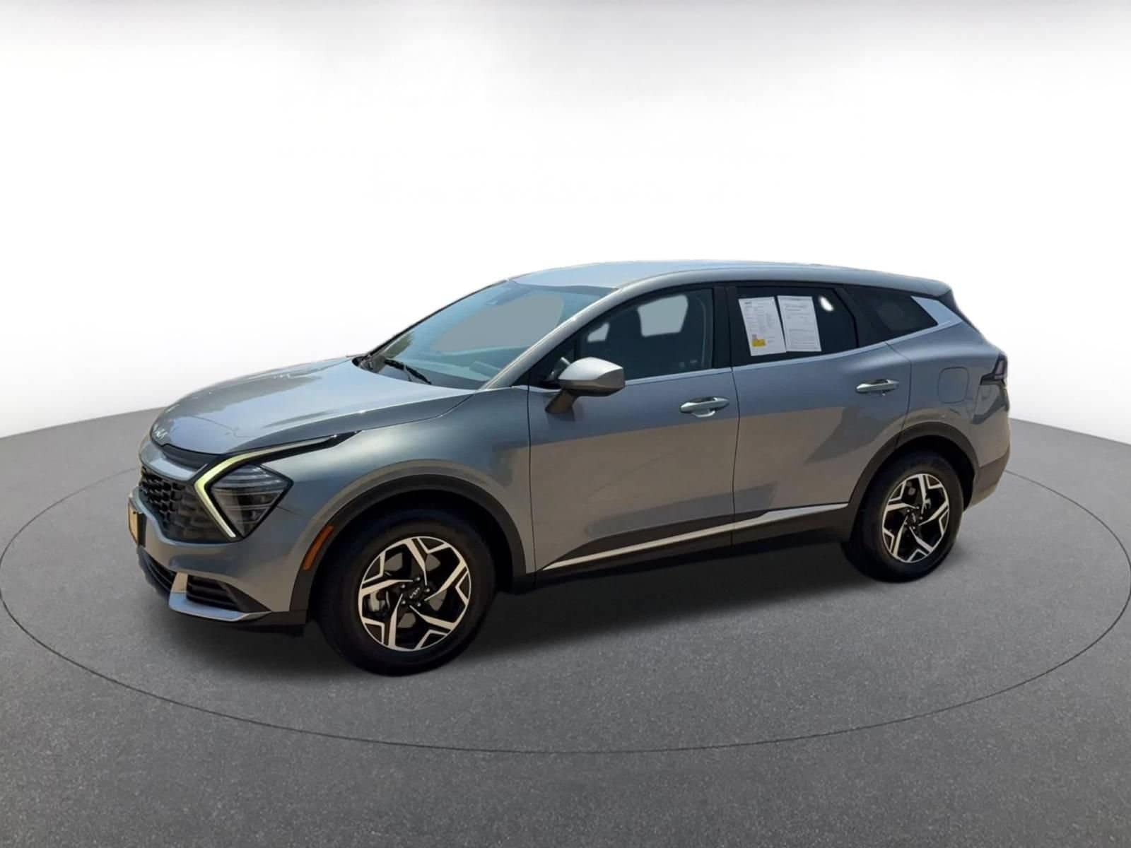 Thumbnail: 2025 Kia Sportage - 6