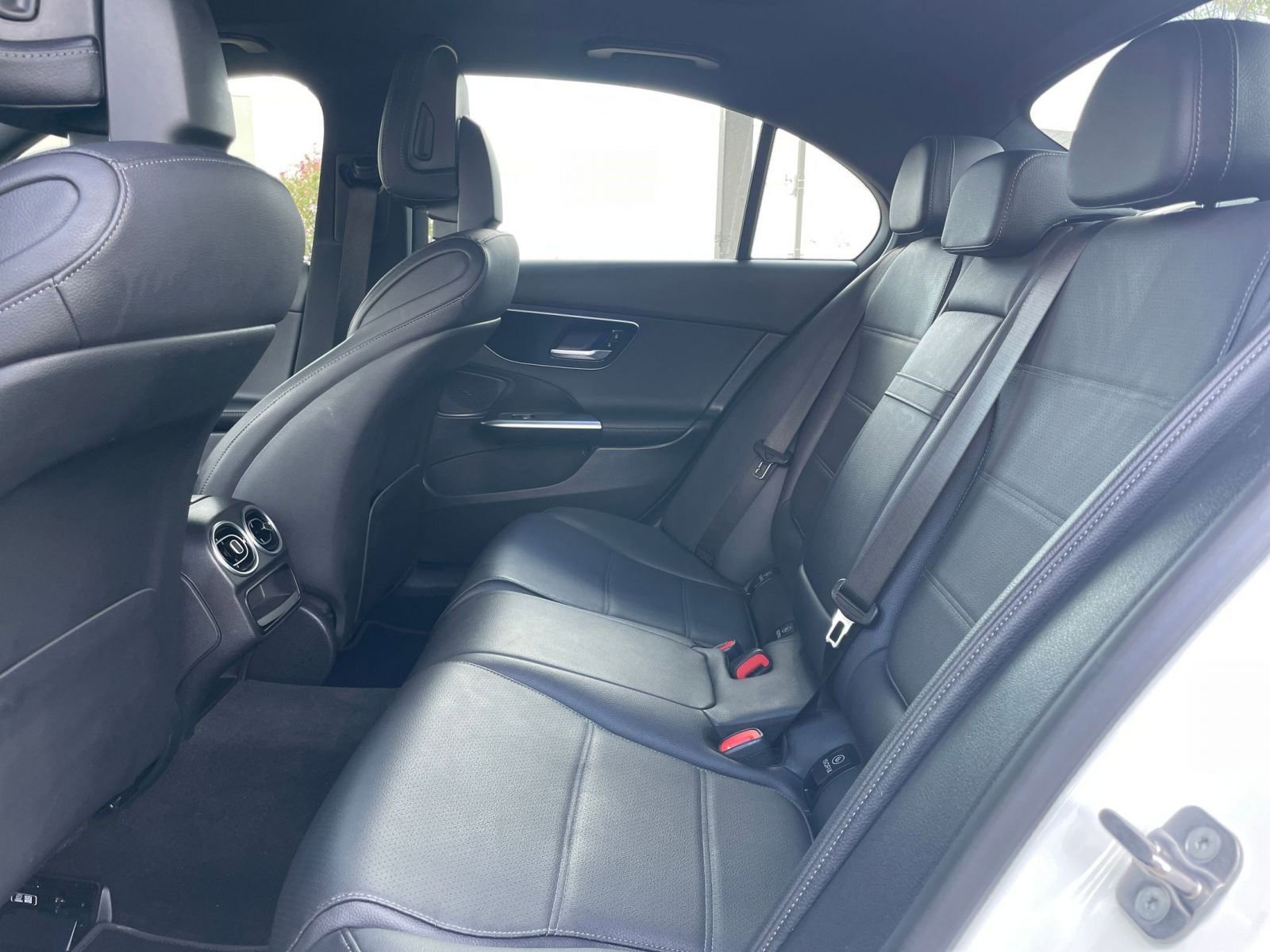 Thumbnail: 2024 Mercedes-Benz C-Class - 25