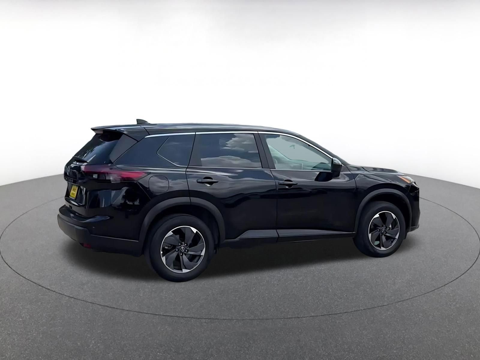 Thumbnail: 2025 Nissan Rogue - 14