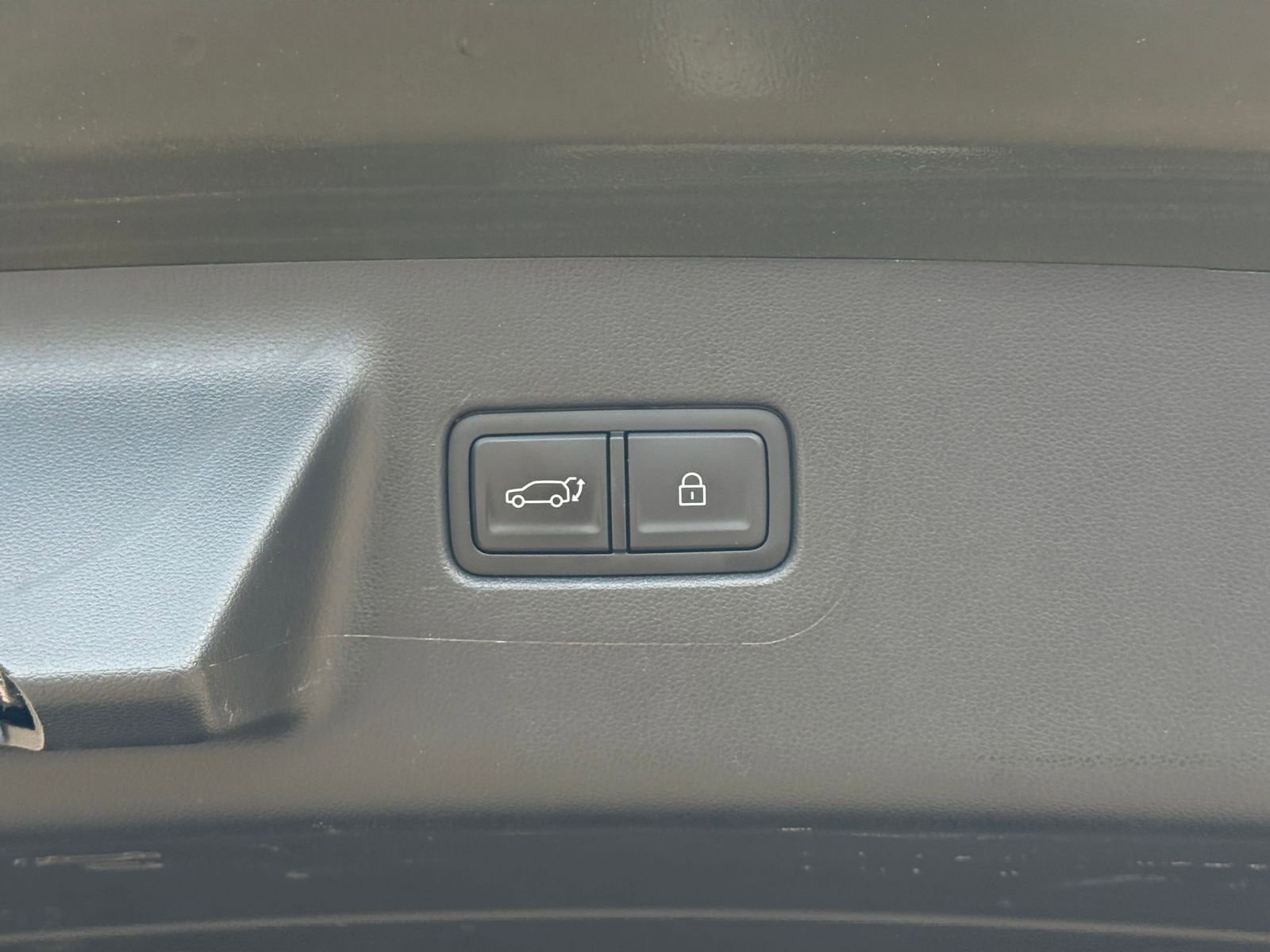 Thumbnail: 2025 Hyundai Santa Fe - 18