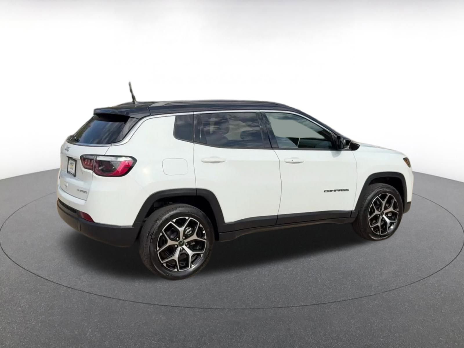 Thumbnail: 2025 Jeep Compass - 14