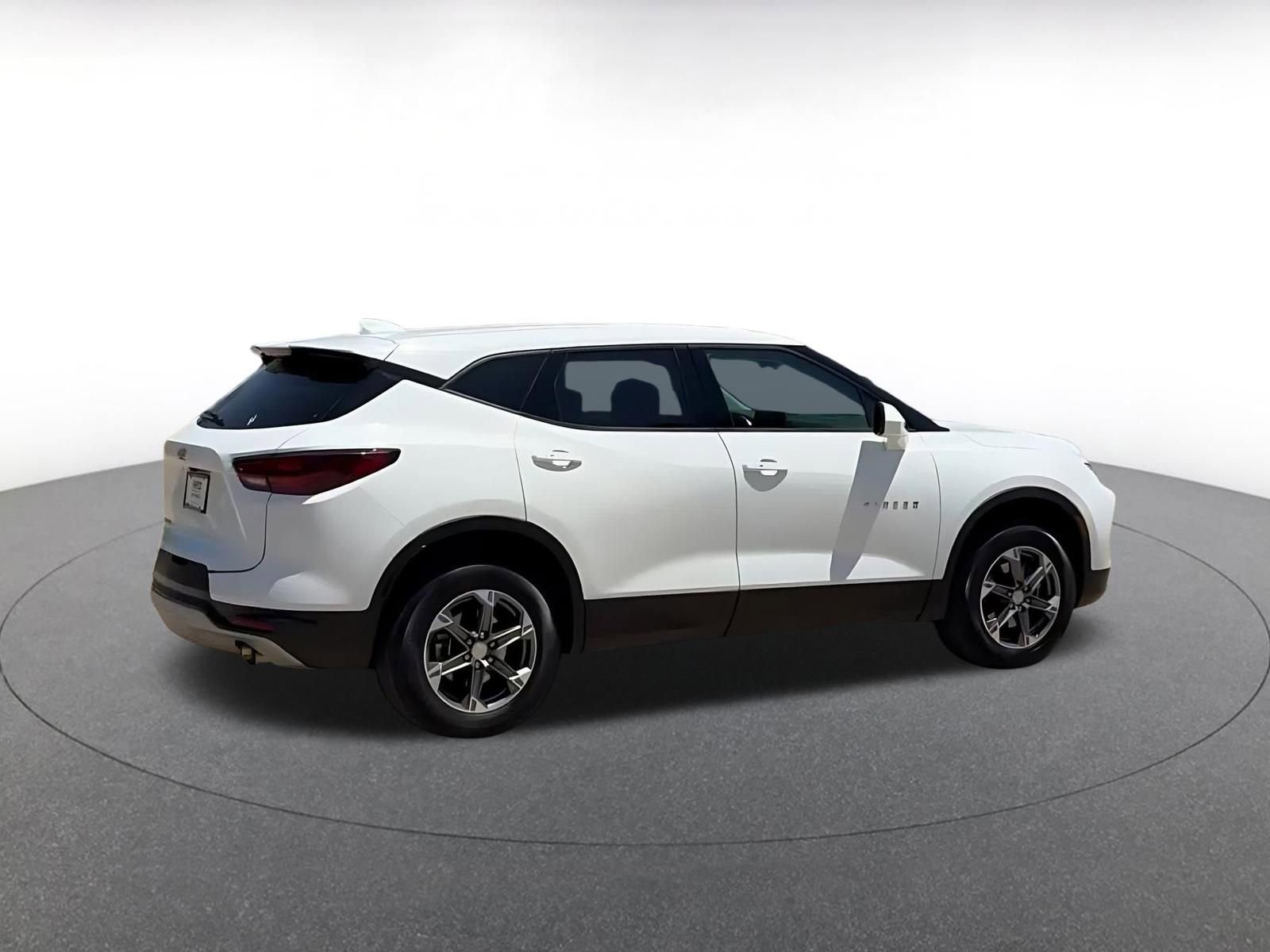 Thumbnail: 2025 Chevrolet Blazer - 15