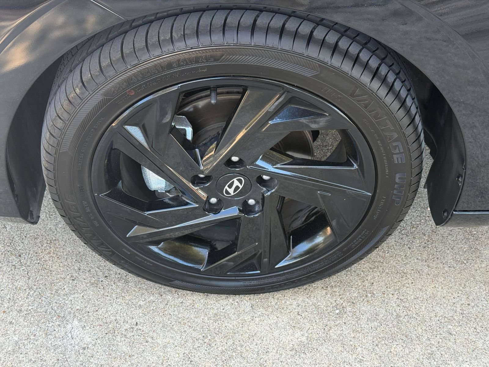 Thumbnail: 2026 Hyundai Elantra - 30