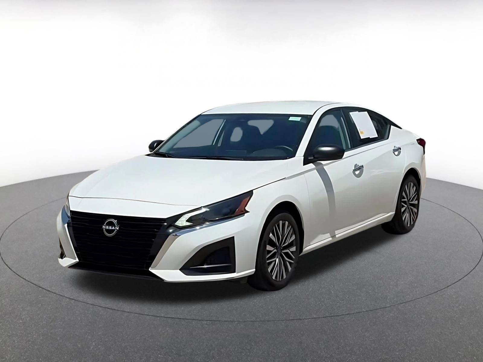 Thumbnail: 2025 Nissan Altima - 7