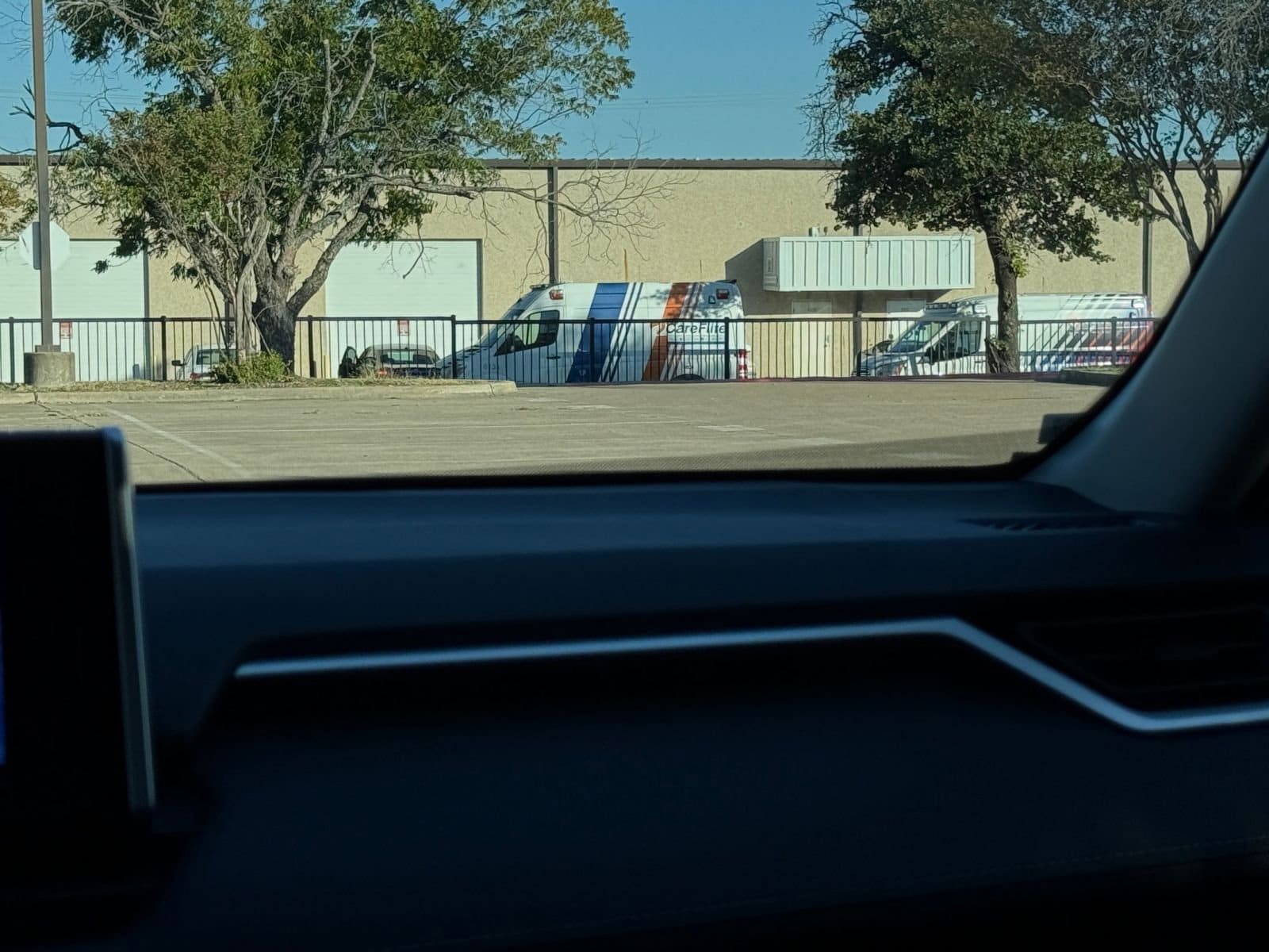 Thumbnail: 2025 Toyota RAV4 - 35