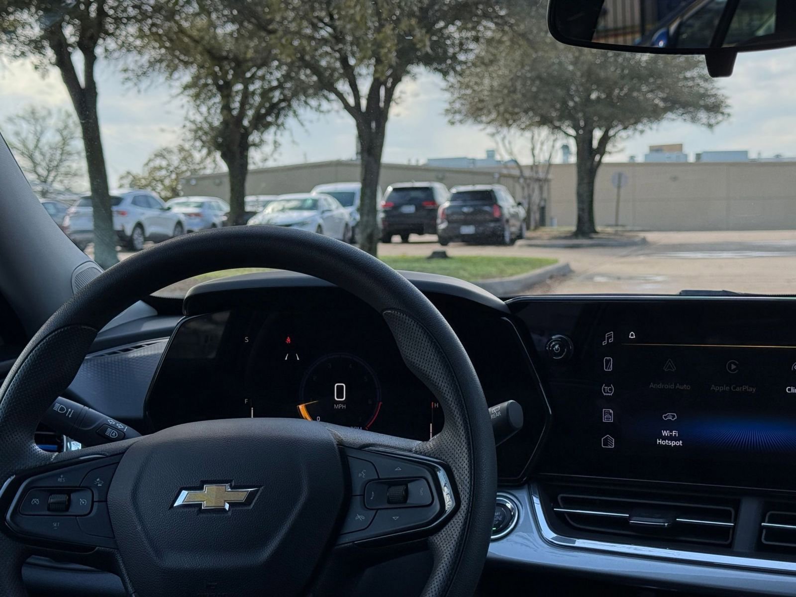 Thumbnail: 2025 Chevrolet Trax - 34