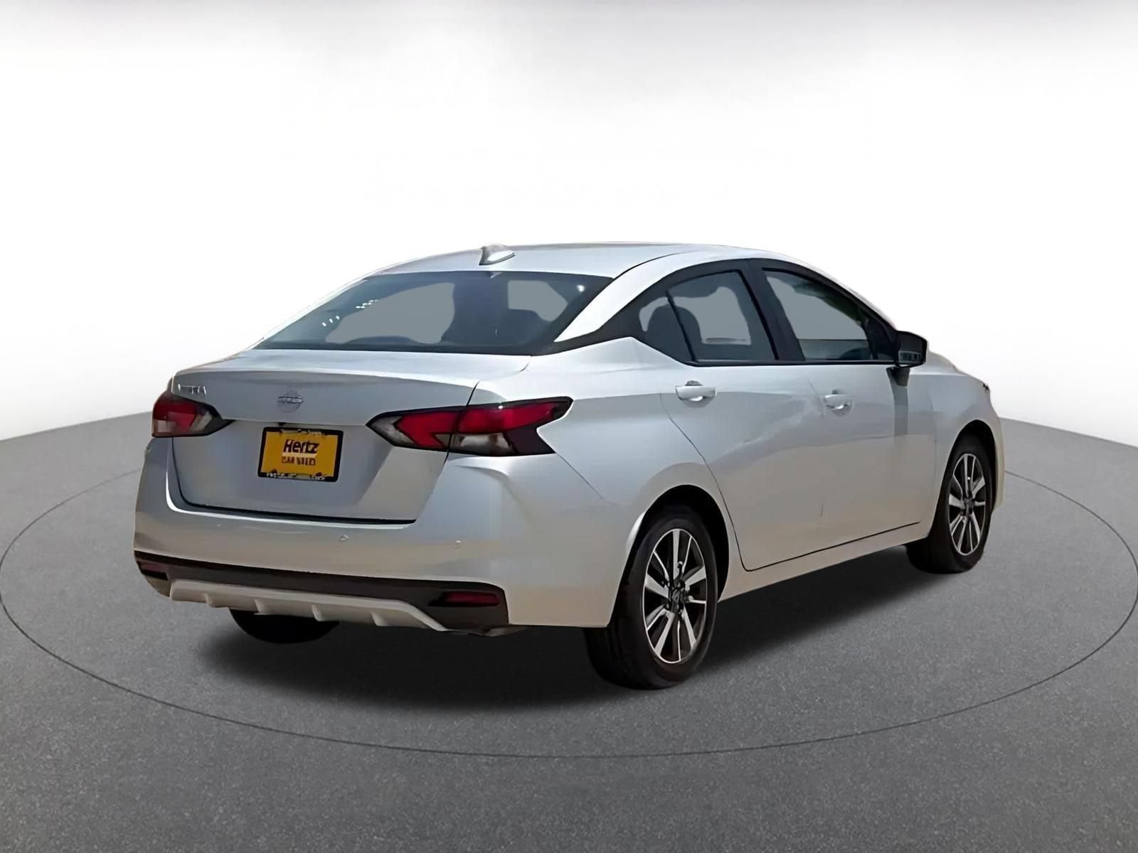 2025 Nissan Versa Sedan SV - Photo 14
