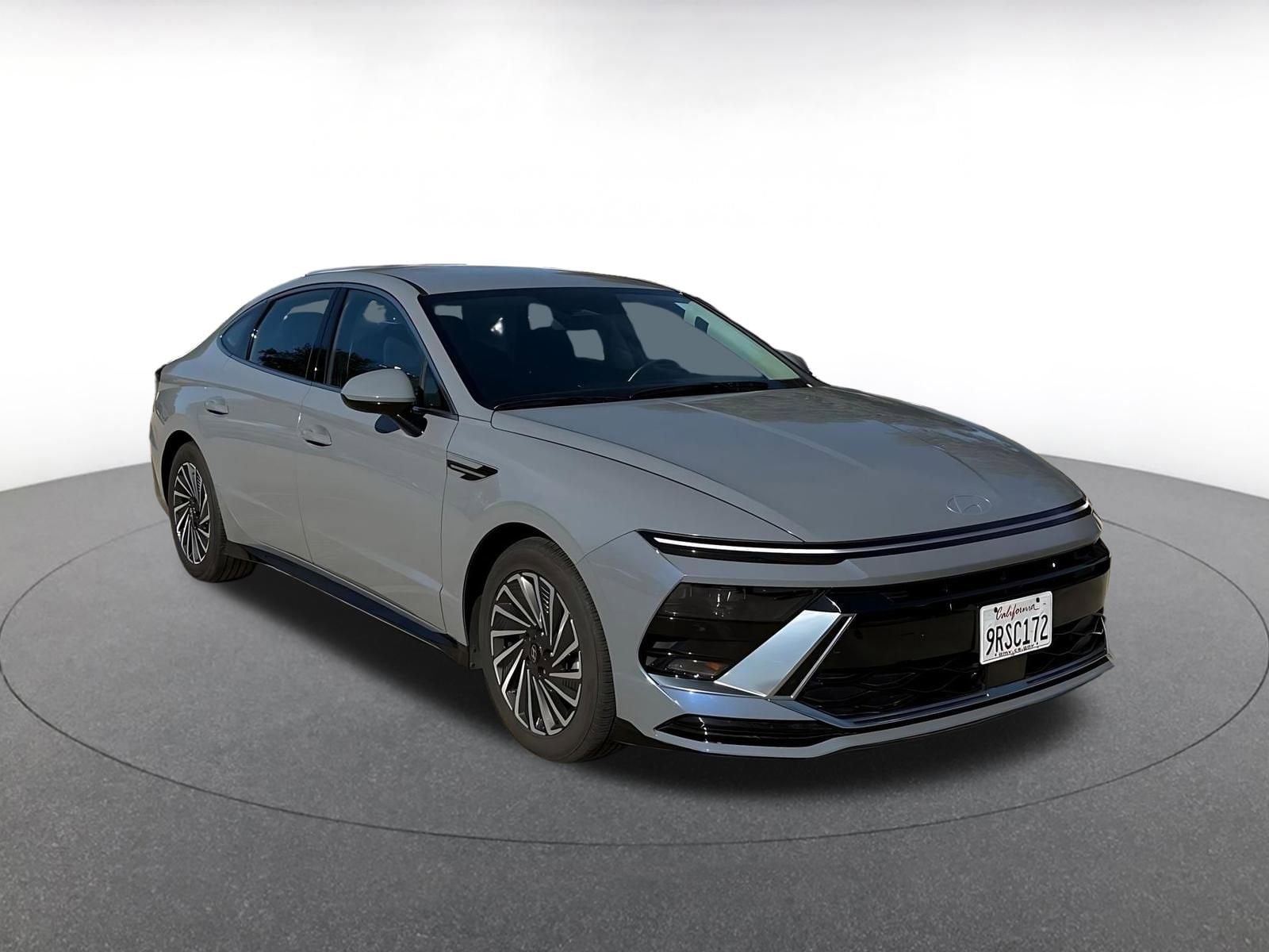 Thumbnail: 2025 Hyundai Sonata - 1