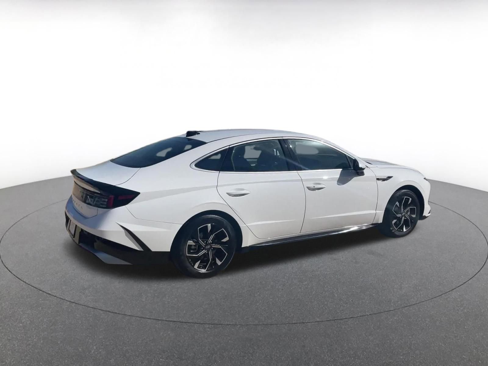 Thumbnail: 2025 Hyundai Sonata - 15